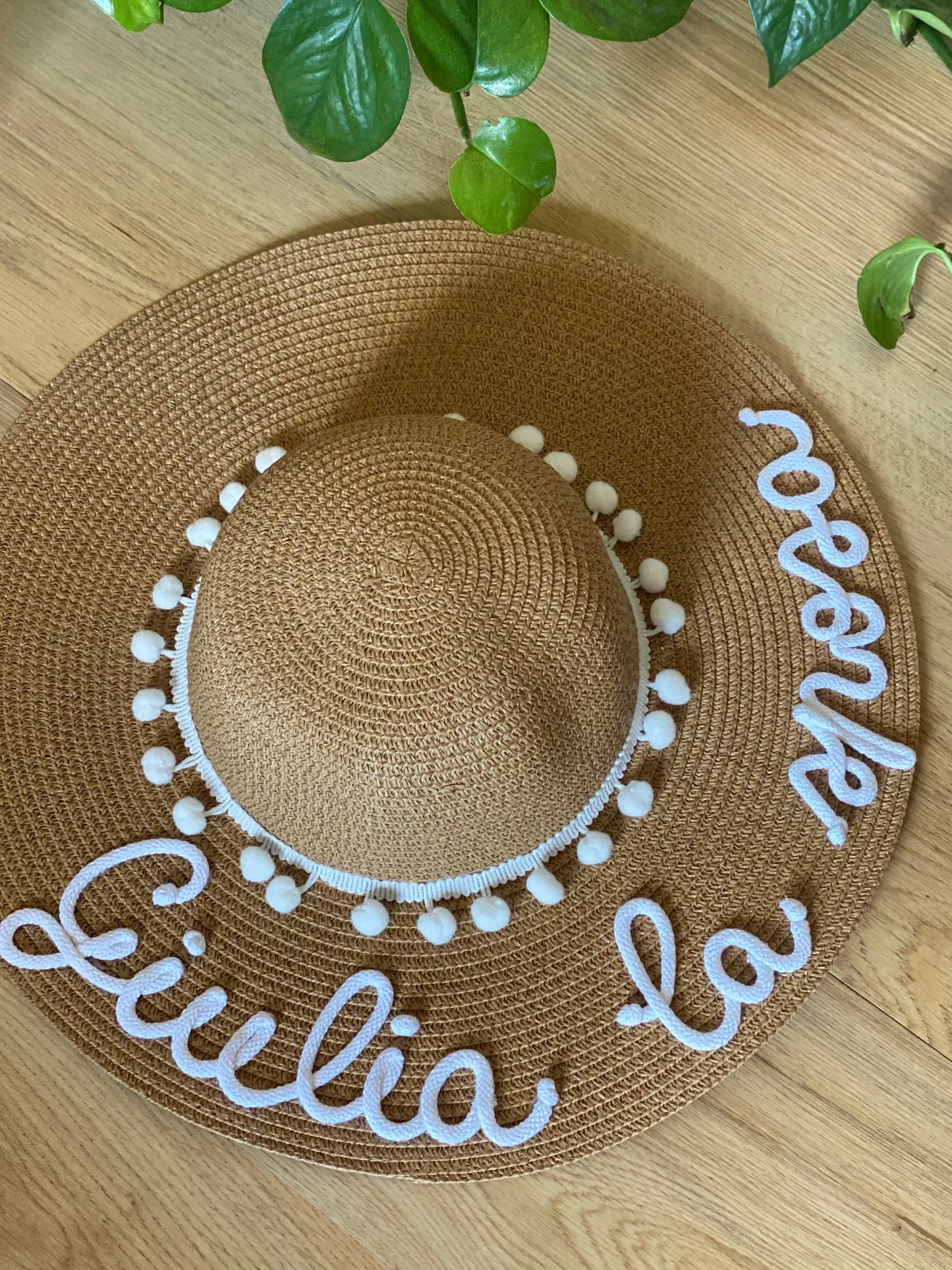 Cappello di Paglia con Nome e Pompon
