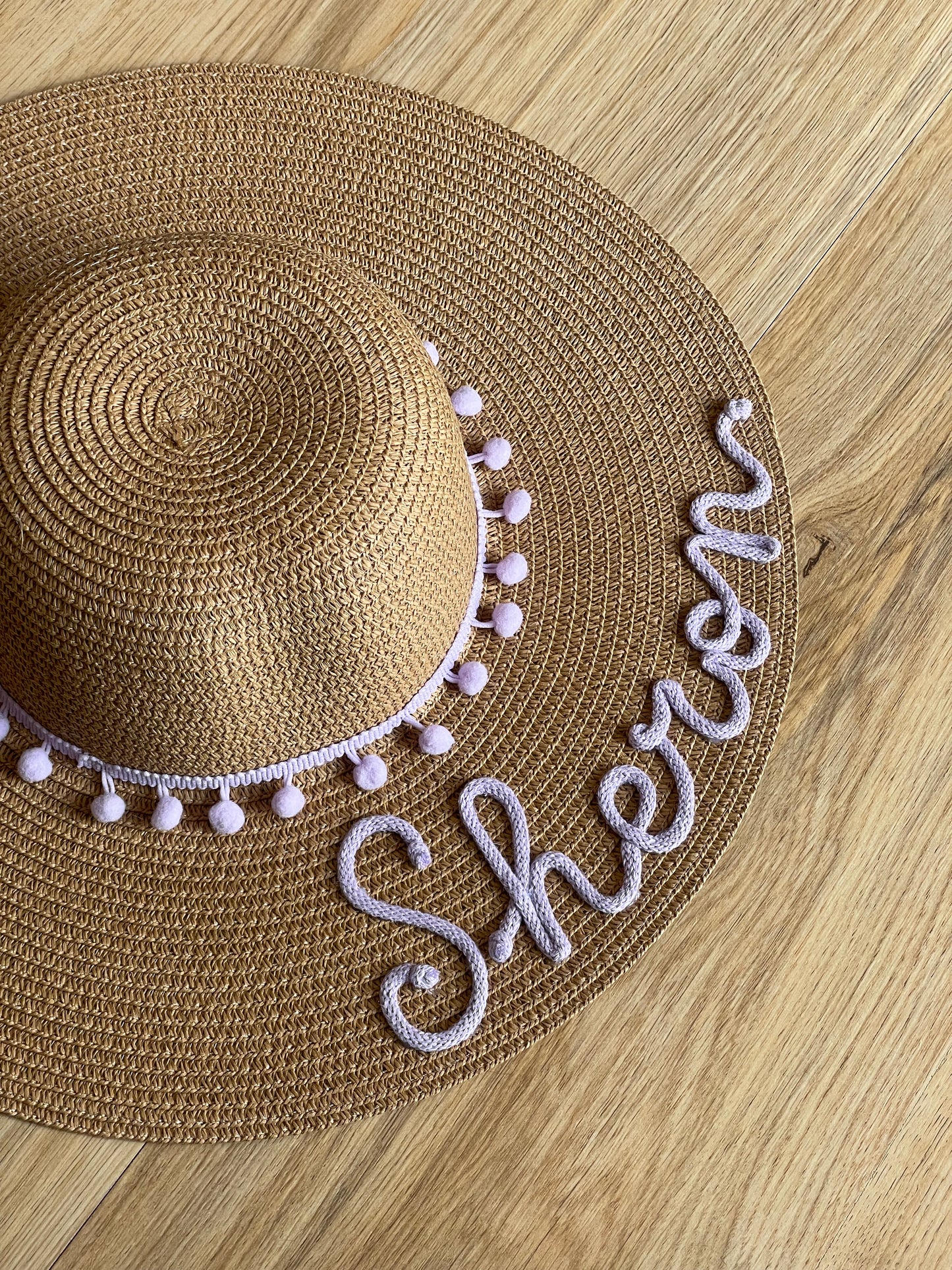 Cappello di Paglia con Nome e Pompon