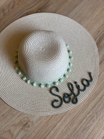 Cappello di Paglia con Nome e Pompon