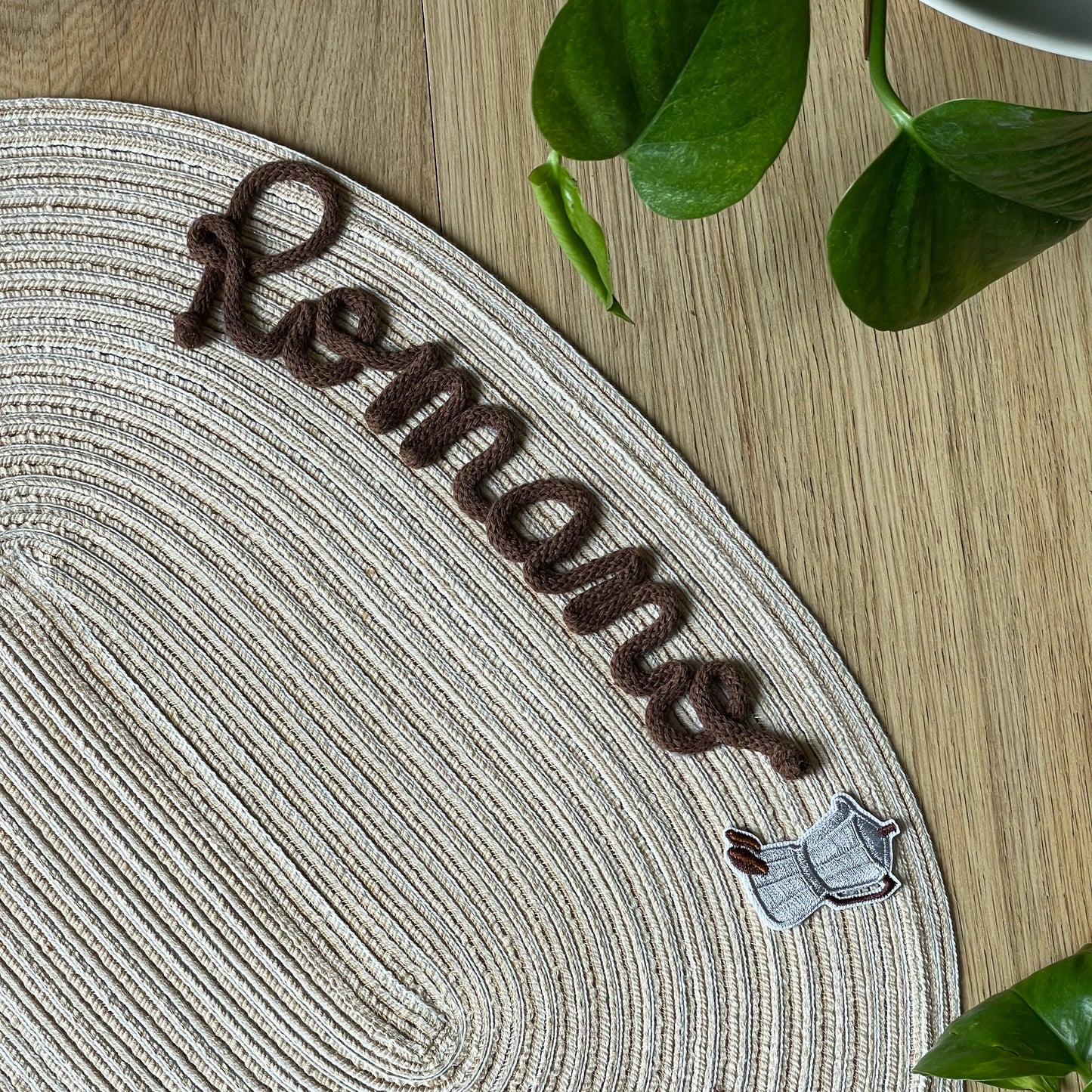 Tovaglietta Ovale Personalizzata con Nome e Decorazione