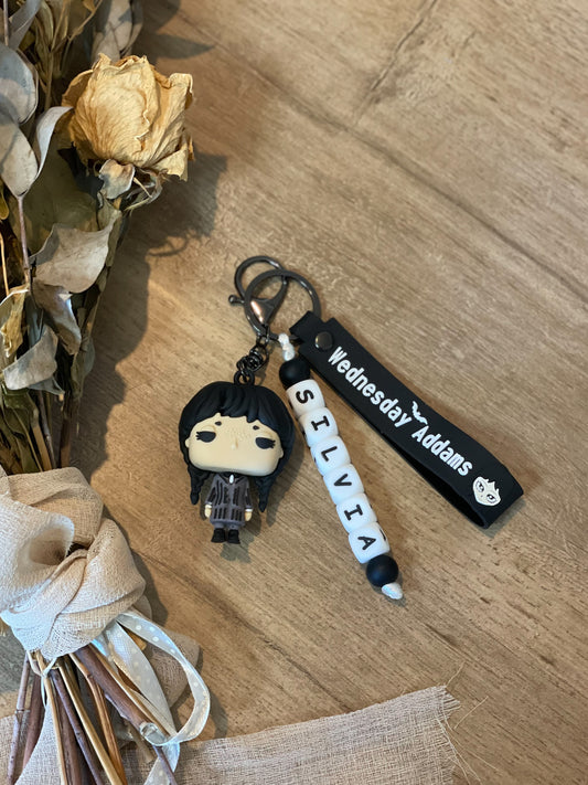 Portachiavi personalizzato di mercoledì addams con il tuo nome