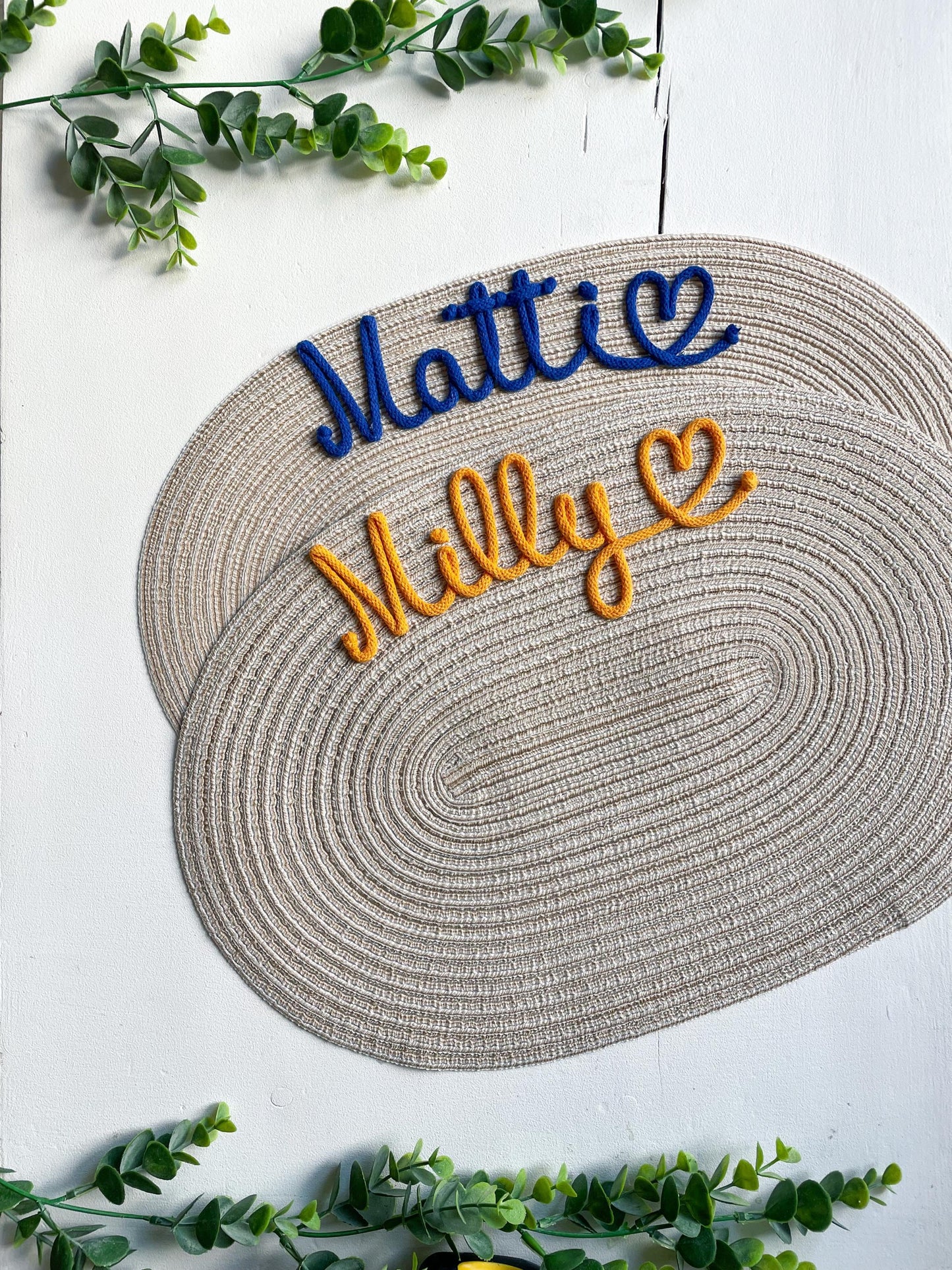 Tovaglietta Ovale Personalizzata con Nome e Decorazione