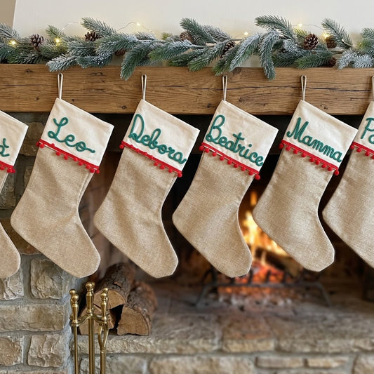 Calza della Befana in juta e cotone con pompon colorati, da personalizzare con un nome