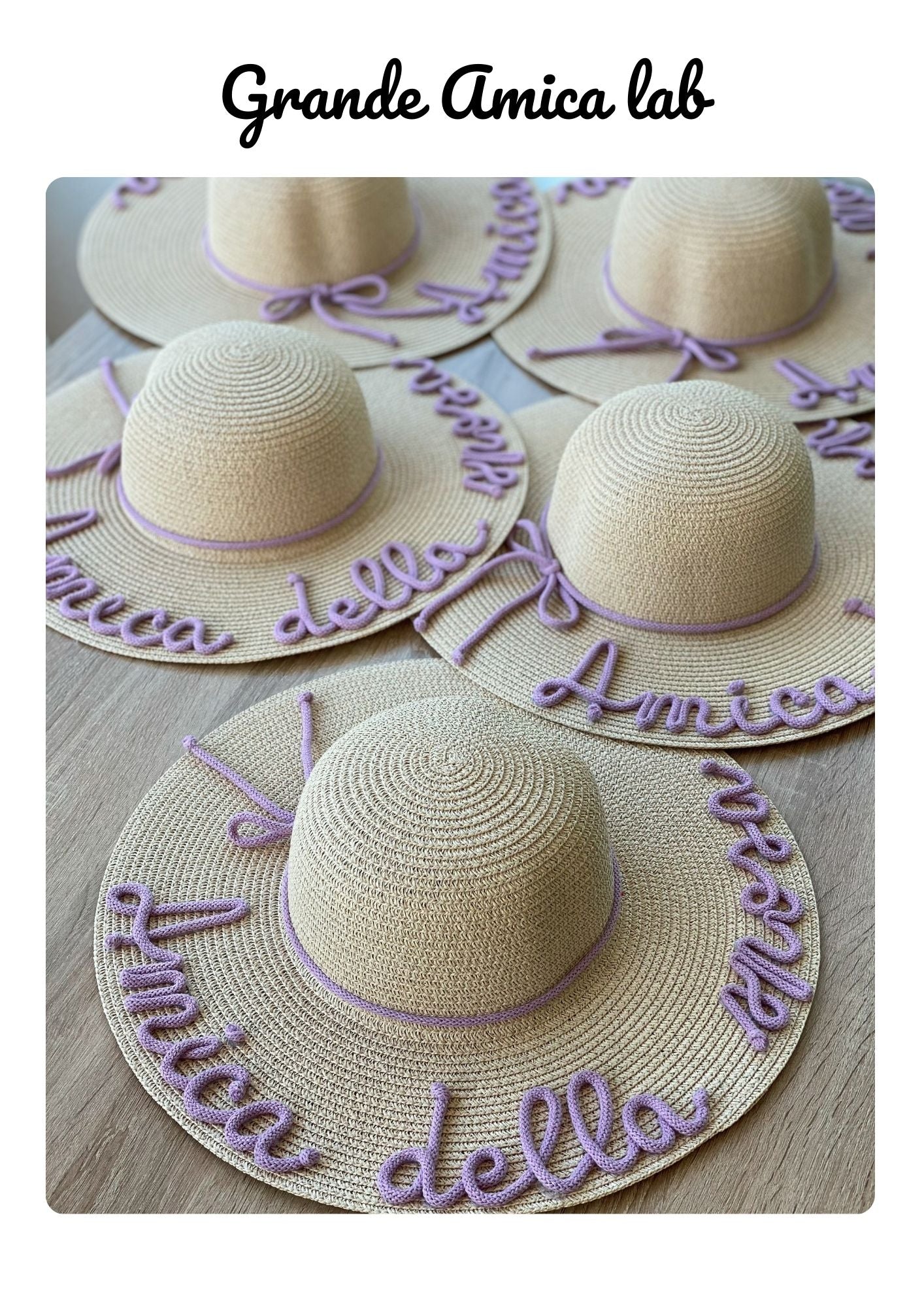 cappelli con scritta amica della sposa