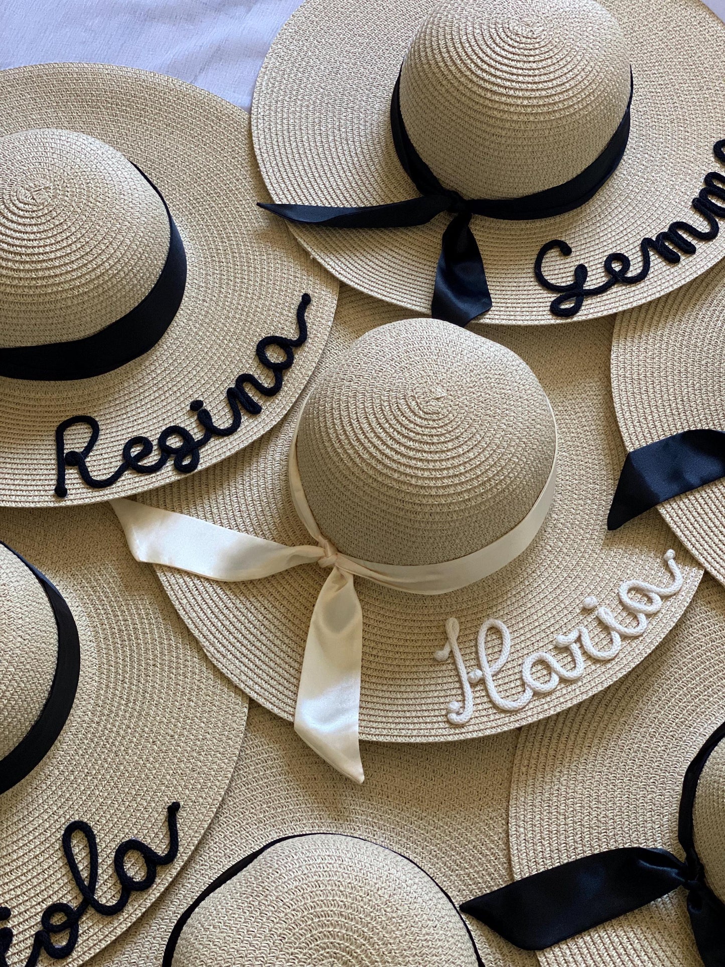 Cappello di Paglia con Nome e Foulard