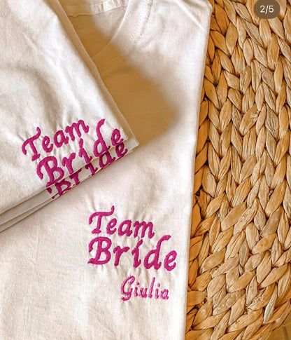 T-shirt ricamata Team Bride